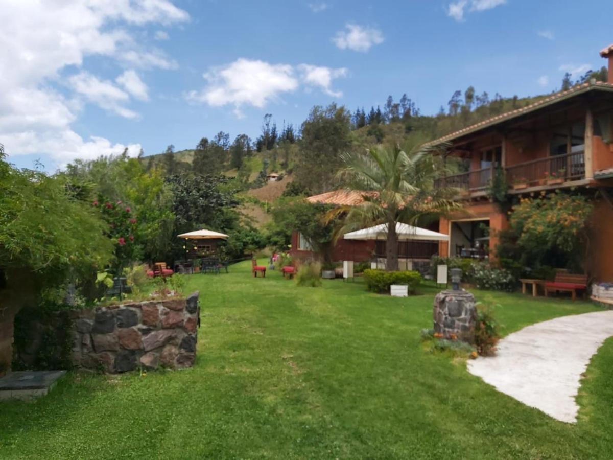 Ilatoa Lodge Quito Exteriör bild