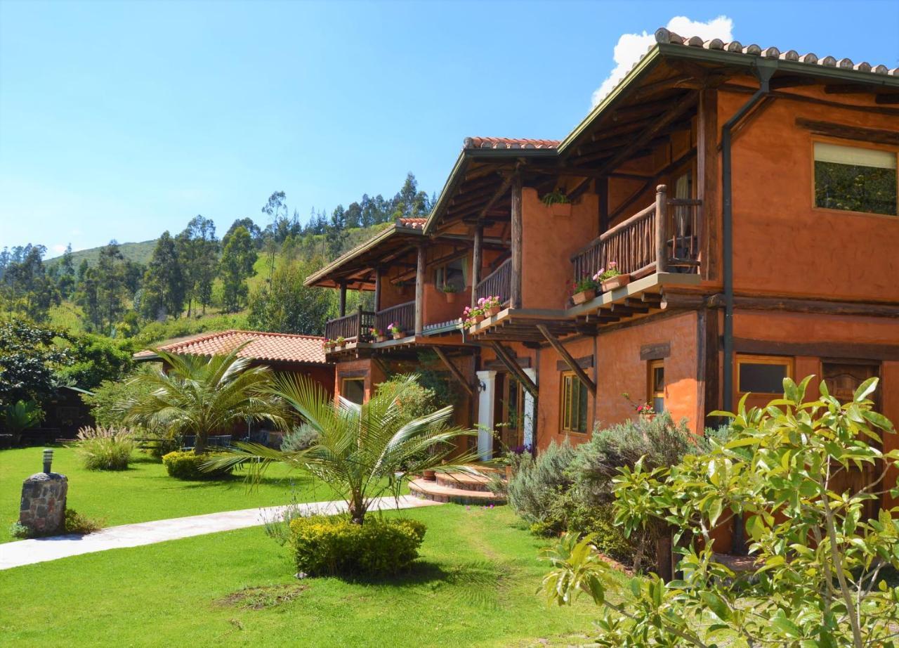 Ilatoa Lodge Quito Exteriör bild