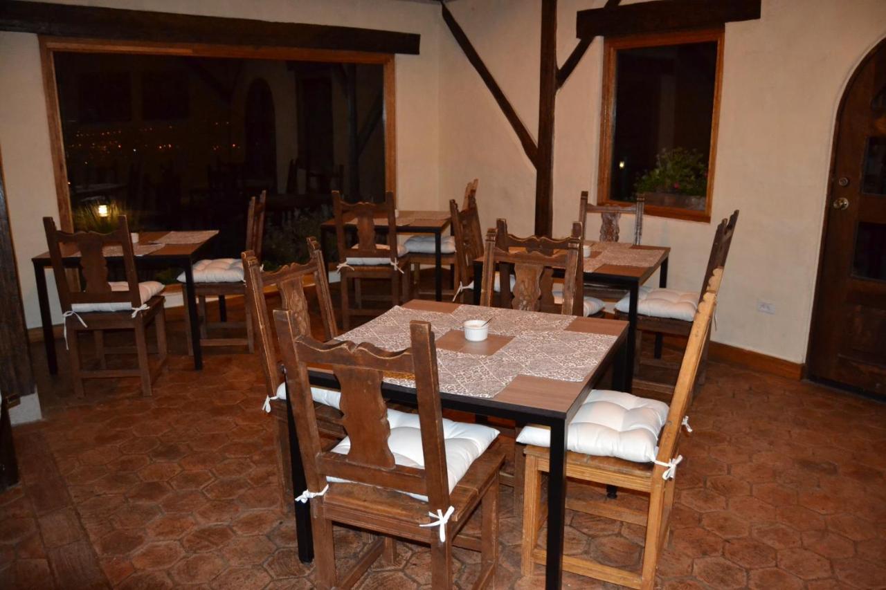 Ilatoa Lodge Quito Exteriör bild